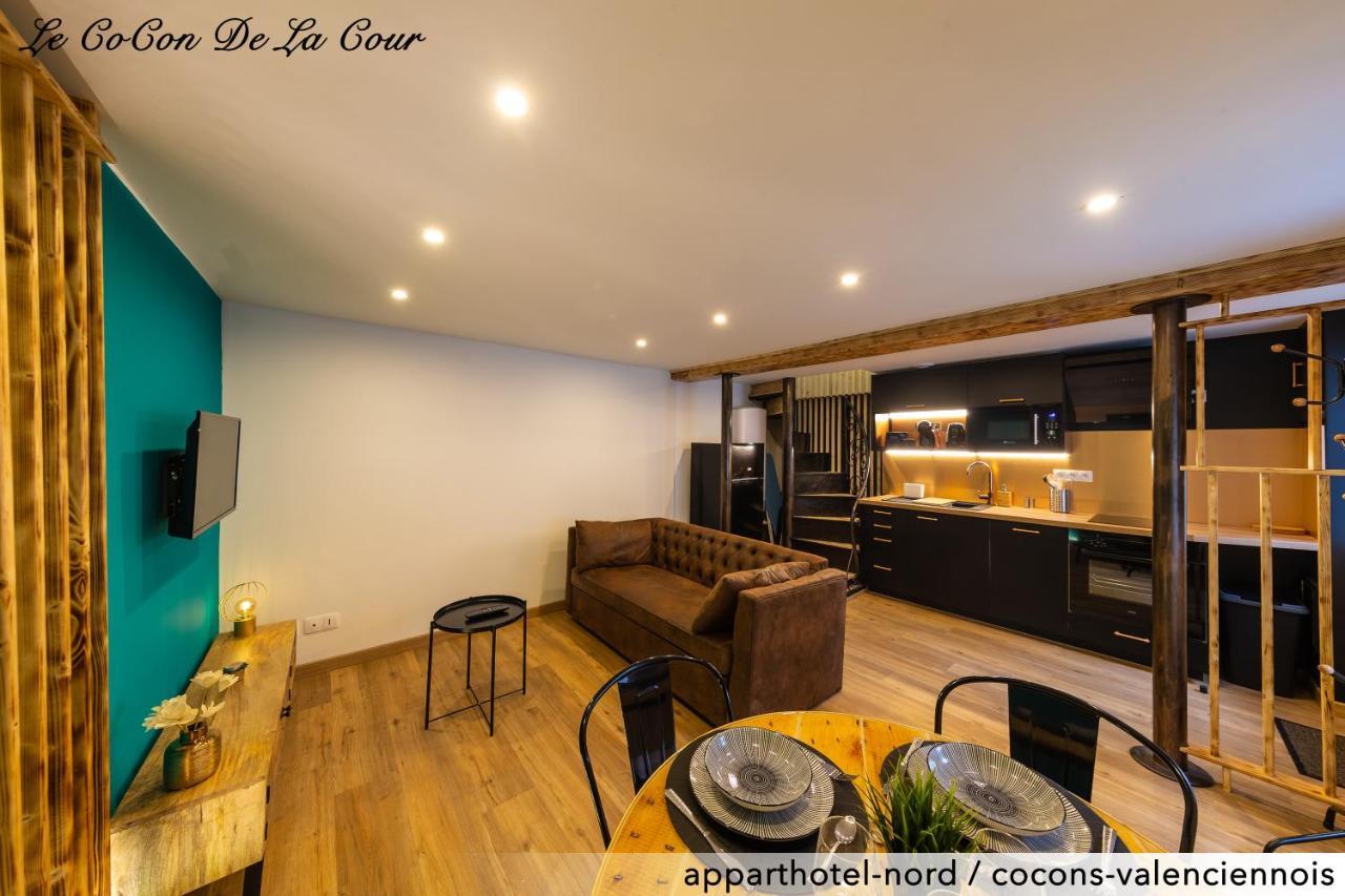 Apartamento Le Cocon De La Cour Valenciennes Exterior foto