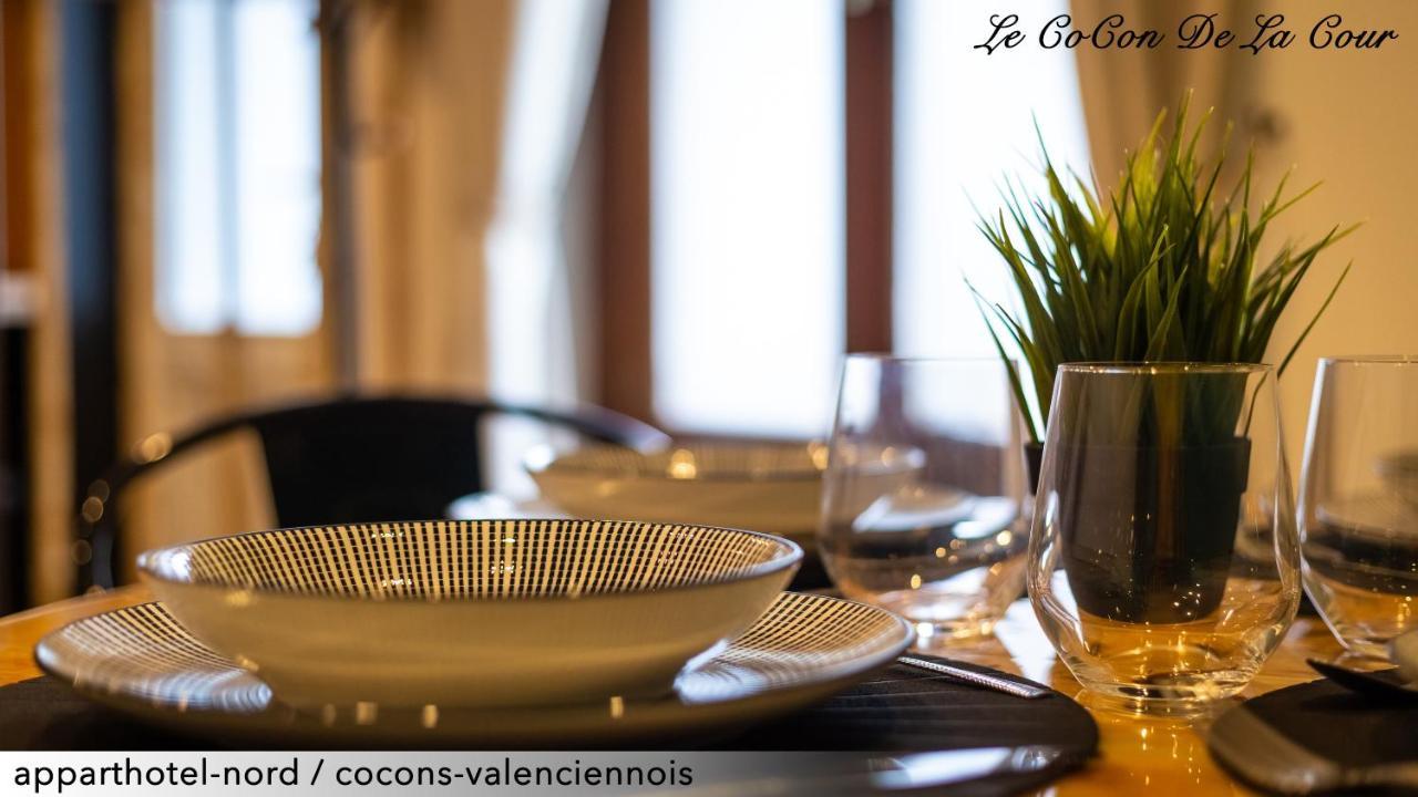 Apartamento Le Cocon De La Cour Valenciennes Exterior foto