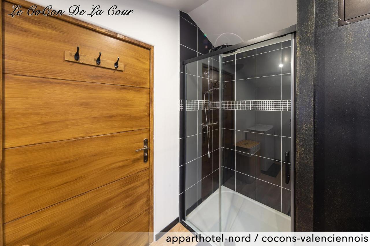 Apartamento Le Cocon De La Cour Valenciennes Exterior foto